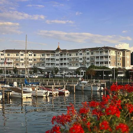 Watkins Glen Harbor Hotel Exterior photo